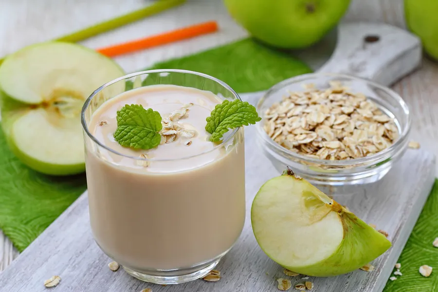 El batido de avena y manzana verde que da energía