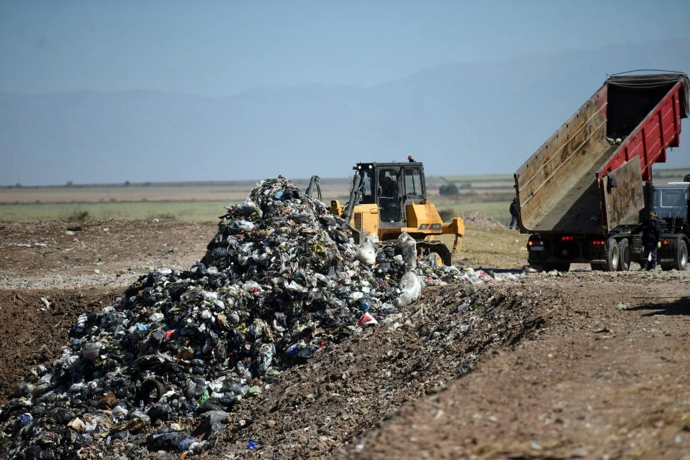 MANEJO. El Consorcio renovará los contratos por la mayoría de las operaciones en San Felipe y en Overo Pozo. 