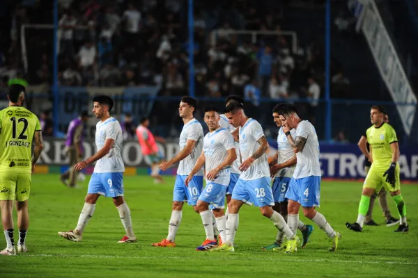 La cuarta derrota en fila colmó la paciencia de los hinchas de Atlético Tucumán