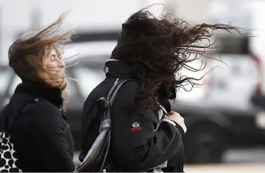 Provincias del norte, centro y sur del país se encuentran bajo alerta meteorológica.