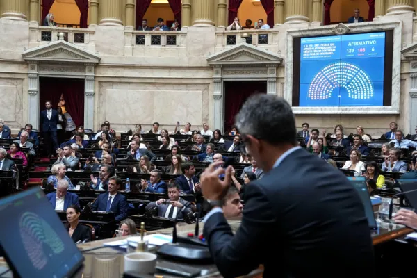Con 129 votos afirmativos, Diputados aprobó el DNU de Milei que habilita un nuevo acuerdo con el FMI