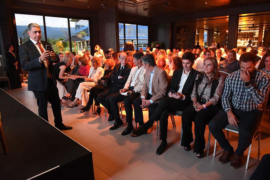 EVENTO. La previa de la inauguración del complejo Alterpoint.