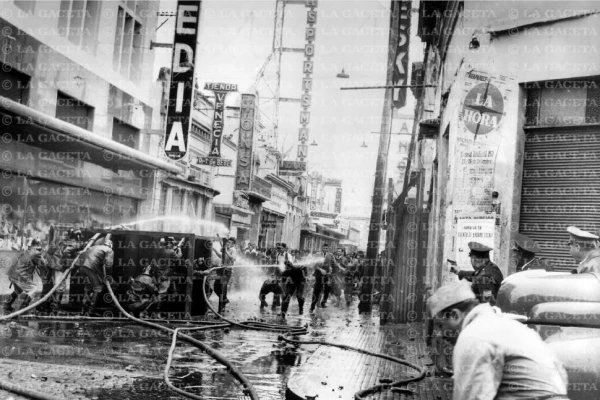 Recuerdos fotográficos: educación laica o libre