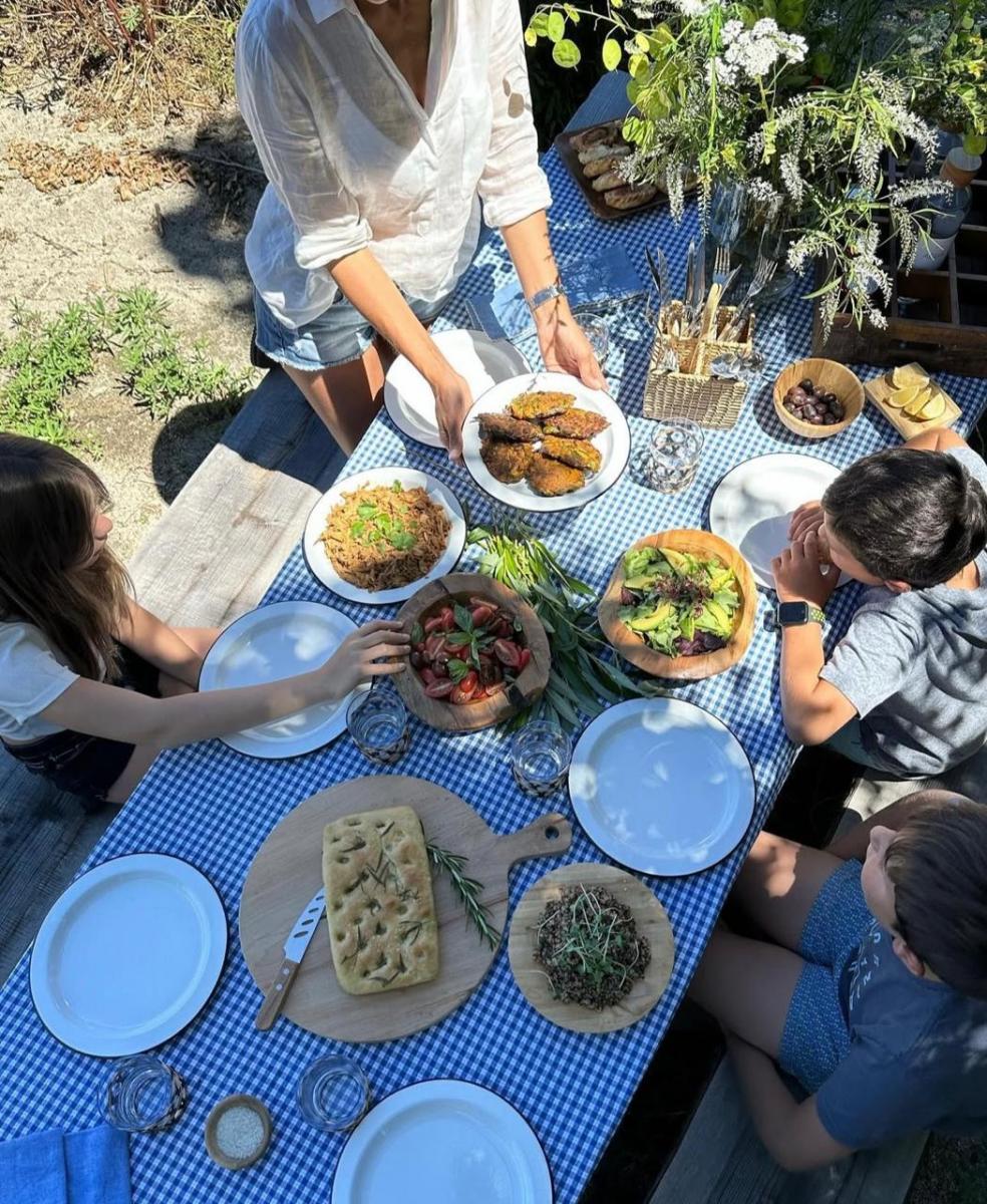 La vida como contenido: famosos que construyen su marca desde lo cotidiano