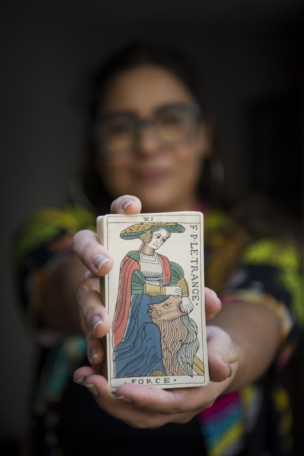 ARTE. María en su clase de canto.