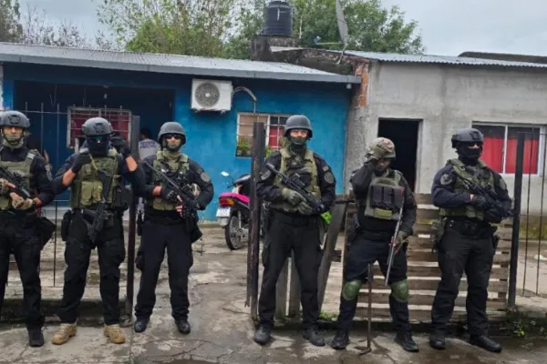 Desarticularon un clan familiar dedicado al narcomenudeo en Río Seco