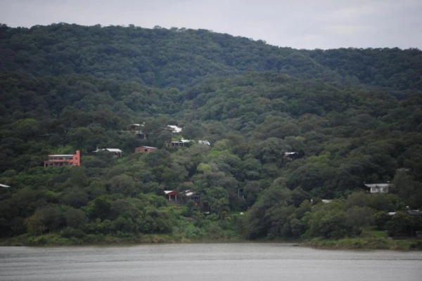 Usurpaciones: poner orden en El Cadillal será mucho más difícil de lo esperado