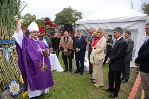 Jaldo inauguró la zafra 2025 en el Ingenio La Florida