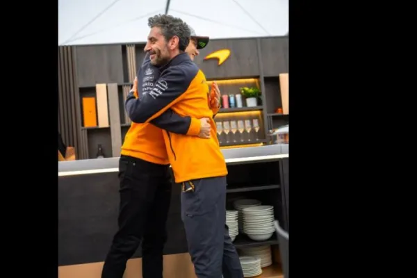 Antes de correr, Piastri ya festejó en el Gran Premio de Japón