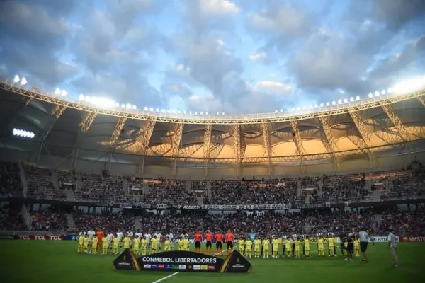 El norte tiene nuevo dueño: Santiago del Estero le gana por goleada a Tucumán