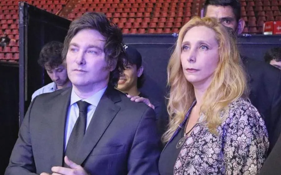 Javier y Karina Milei.