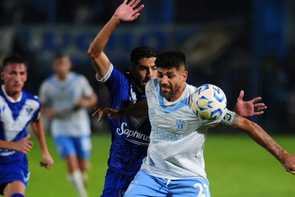 Agenda de TV del lunes: ¿A qué hora juegan Atlético Tucumán-Instituto y Tarucas-Peñarol?
