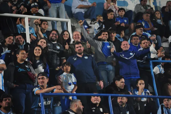 Los hinchas de Atlético Tucumán se ilusionan con los playoffs del Apertura 2025
