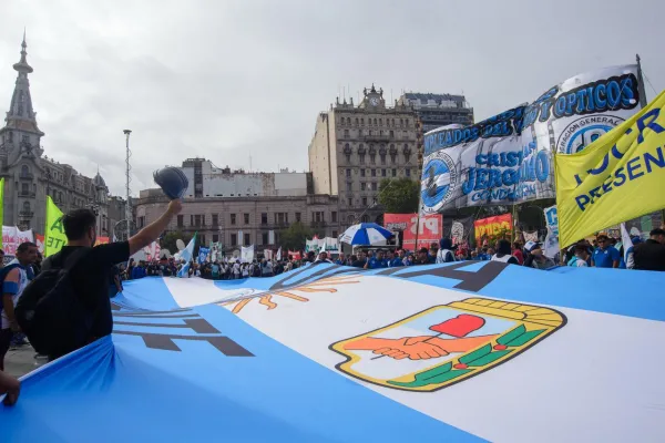 Día del Trabajador: la CGT marchará este miércoles en defensa de las fuentes laborales