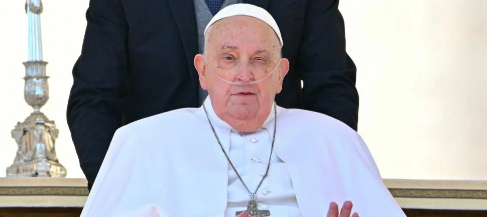 El Papa Francisco recibió en privado a los reyes británicos