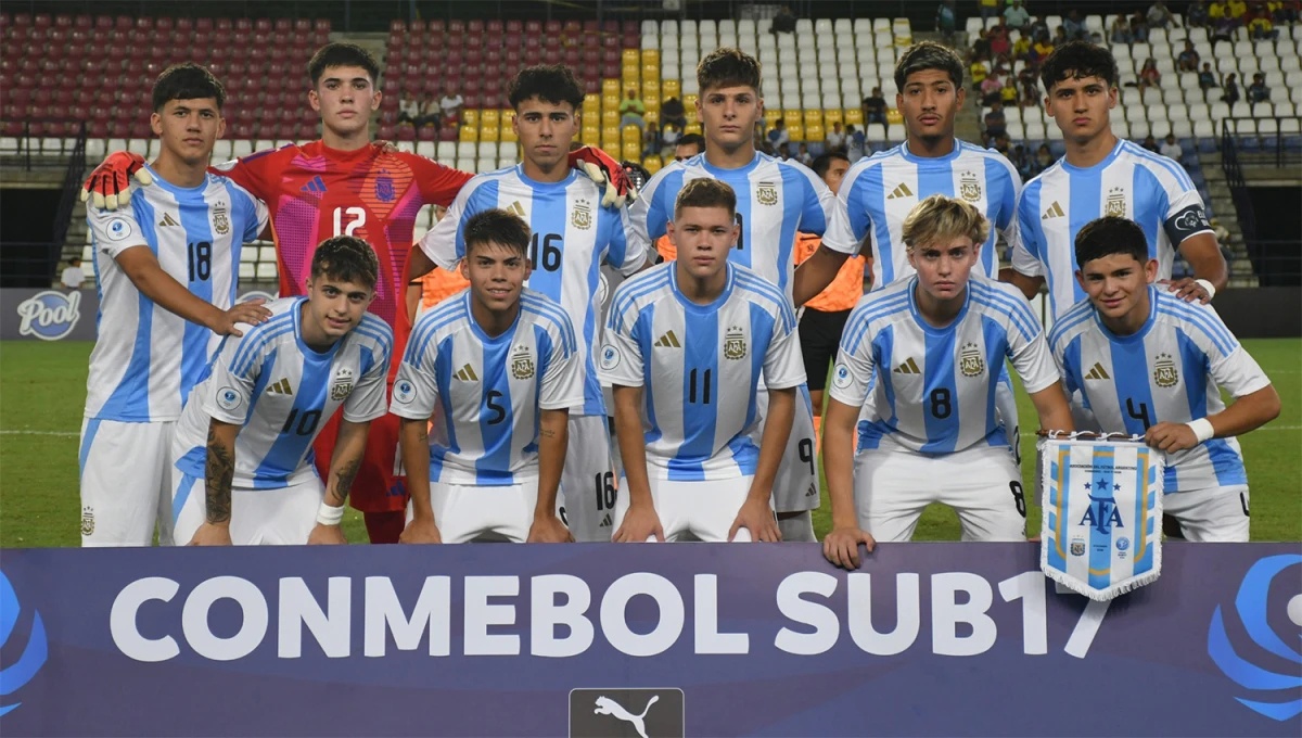 AL MUNDIAL. Argentina venció a Bolivia por 3-0 y consiguió la clasificación. Hoy definirá el quinto puesto ante Paraguay