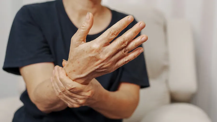 Parkinson: señales tempranas y cómo identificarlas antes de que surjan los síntomas