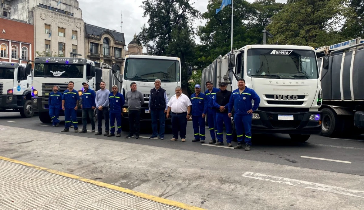 La SAT inició un operativo de limpieza y reparación de redes cloacales en el microcentro