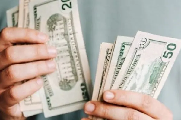 Banco Macro venderá dólares desde hoy, tras el anuncio del levantamiento del cepo