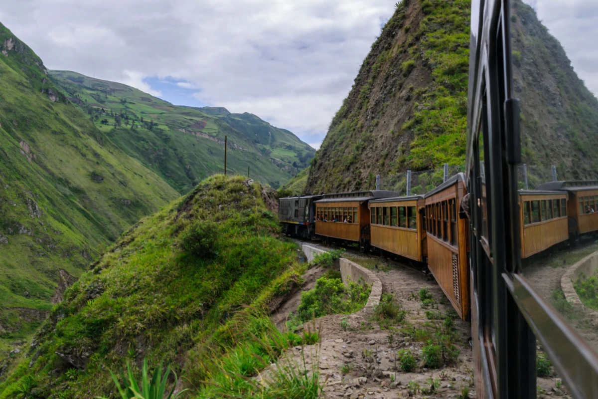 Tren Crucero en Ecuador, uno de los más espectaculares. 