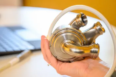 Un paciente logró vivir con un corazón artificial por tiempo récord