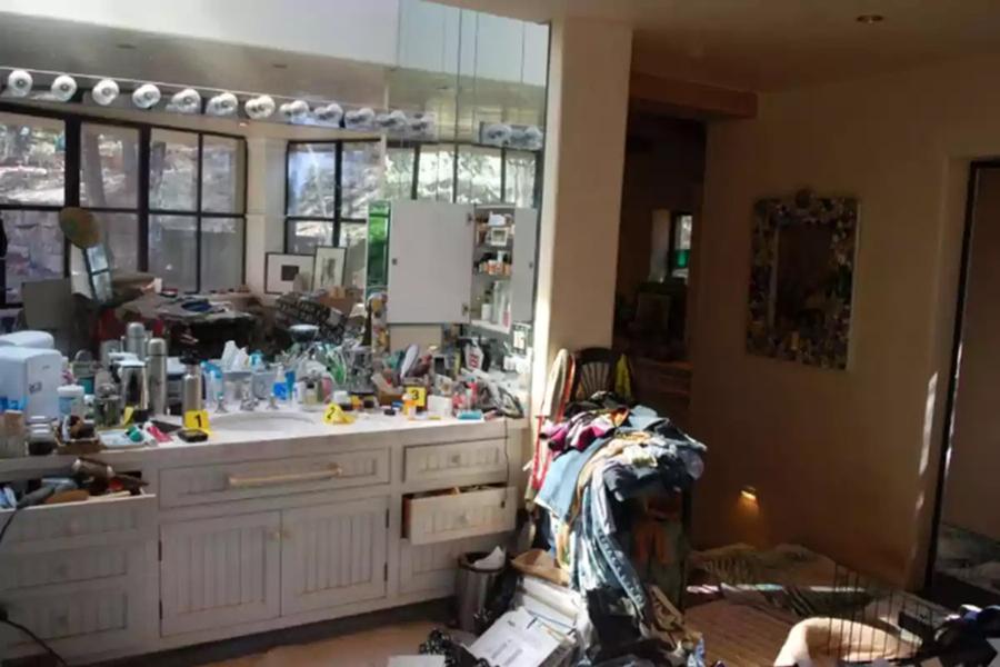 Las impactantes imágenes de la casa de Gene Hackman y su esposa