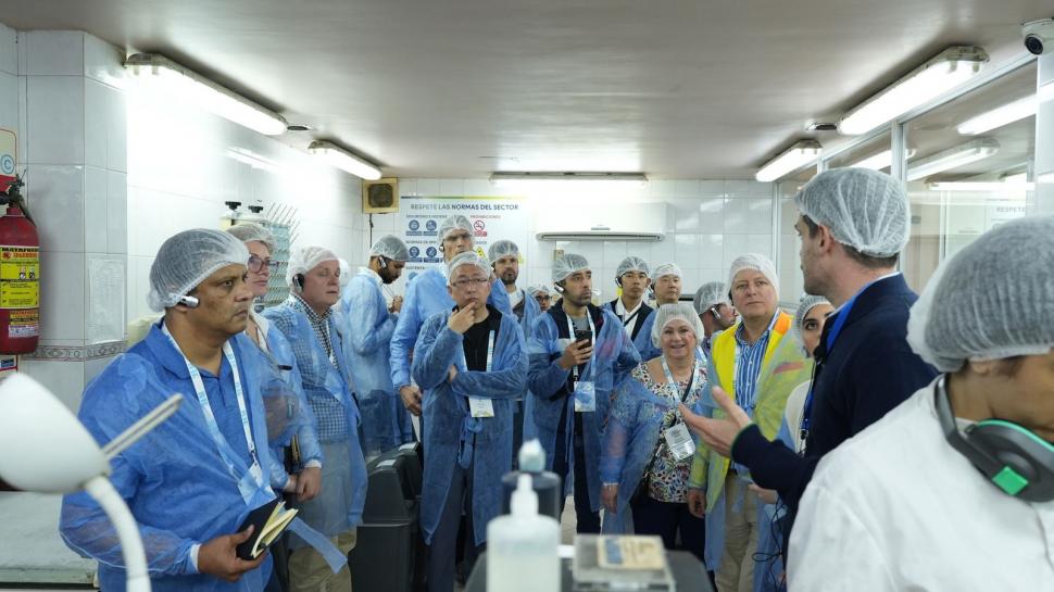 Los miembros del IFEAT se interiorizaron sobre los procesos del citrus.