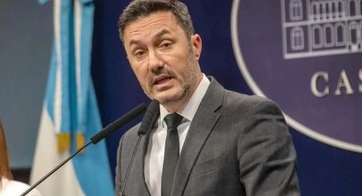 Luis Petri.
