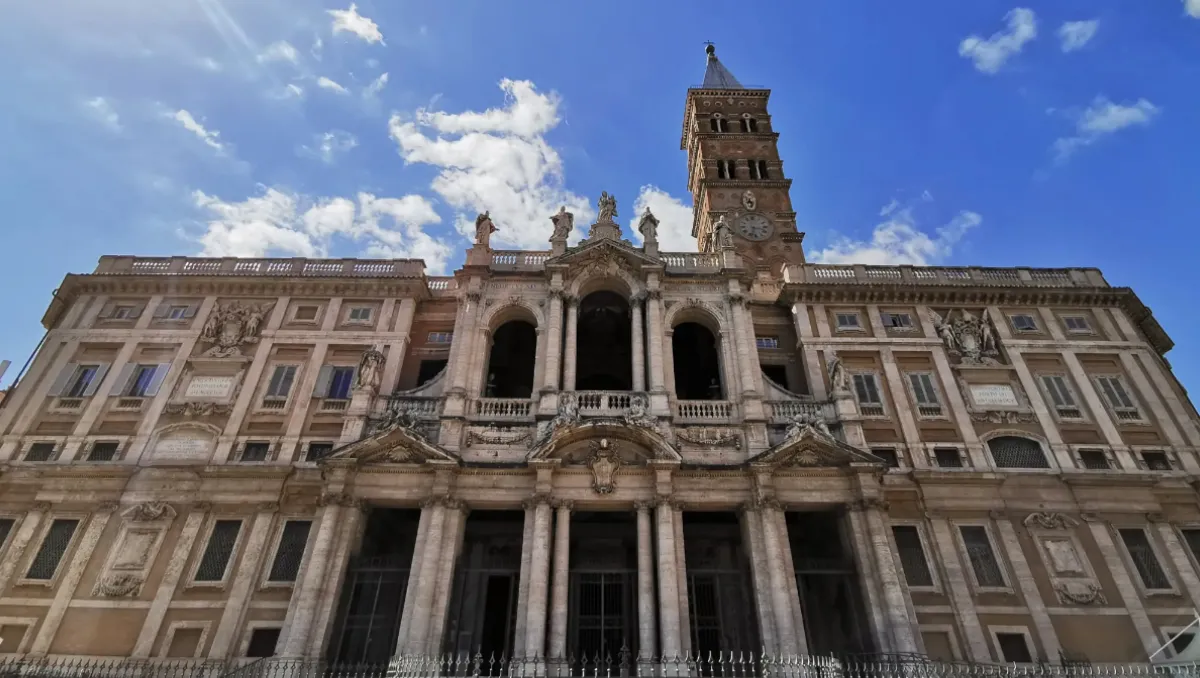 ¿Dónde será enterrado el papa Francisco? La basílica que eligió fuera del Vaticano