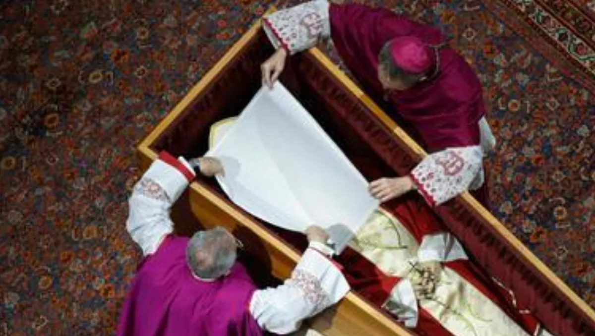 Qué pasa cuando muere un Papa: así es el protocolo que autorizó Francisco
