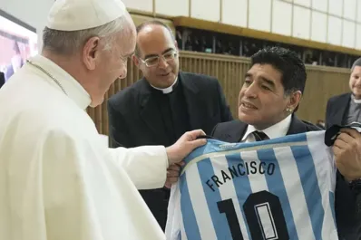 Ni Maradona ni Messi, el papa Francisco sorprendió a todos cuando eligió al mejor futbolista