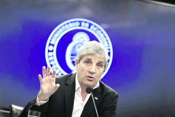 La flotación cambiaria complica la reforma tributaria