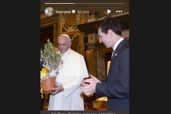 Los sentidos posteos de Messi, Colapinto y Dibu Martínez por el fallecimiento del papa Francisco