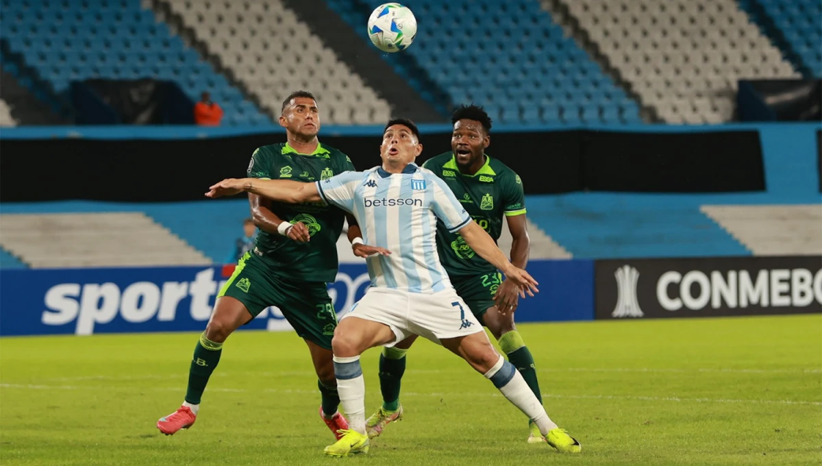 TROPEZÓN. Racing Club viene de caer ante Bucaramanga en la última fecha del grupo E de la Libertadores.