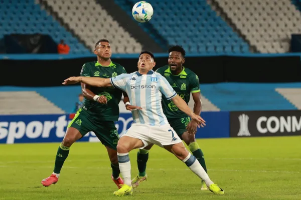 Agenda de TV del martes: Racing juega en la Libertadores, Independiente en la Sudamericana y el Dibu Martínez enfrenta a Manchester City