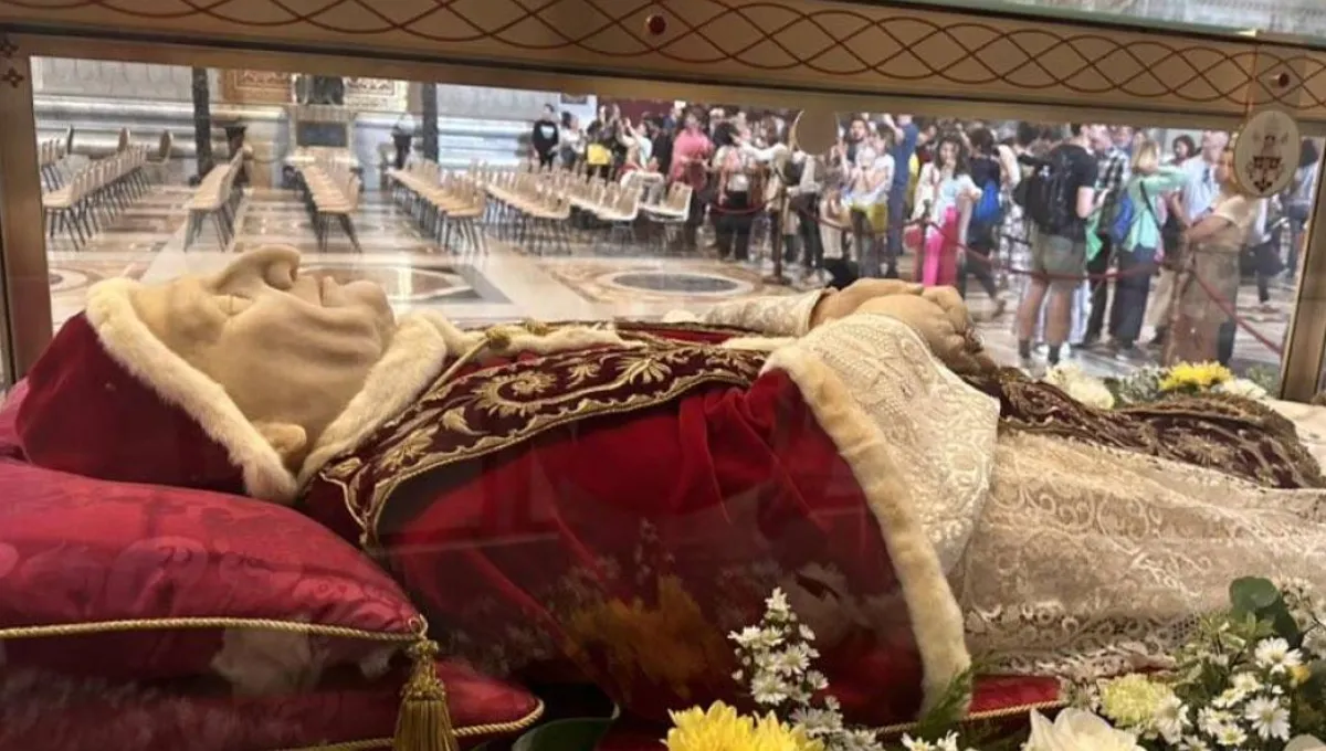 Velorios de los Papas: descubrí los momentos más insólitos en la historia del Vaticano