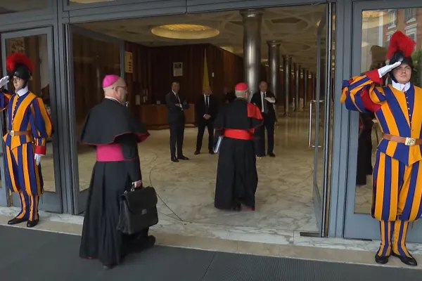 Se estableció el calendario de celebraciones eucarísticas en sufragio del papa Francisco