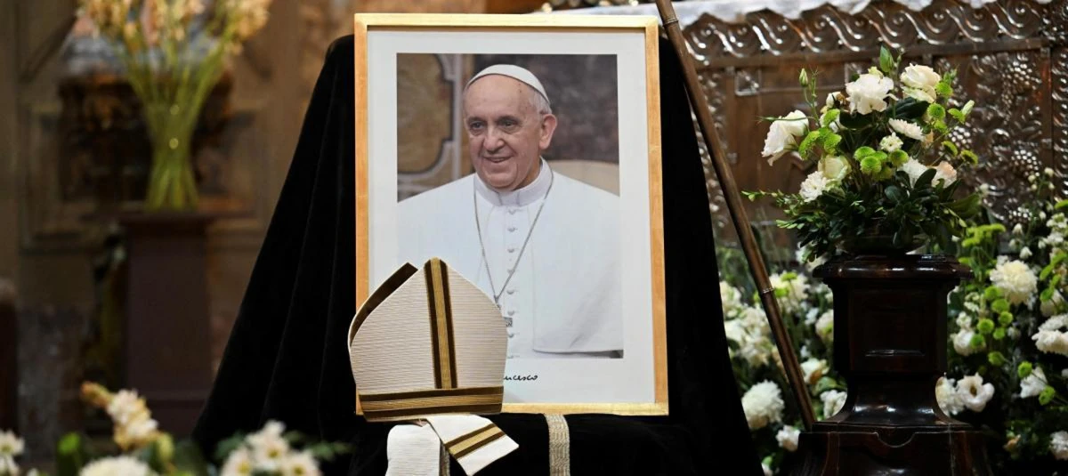 ¿Quiénes son los grandes ausentes al funeral del papa Francisco?