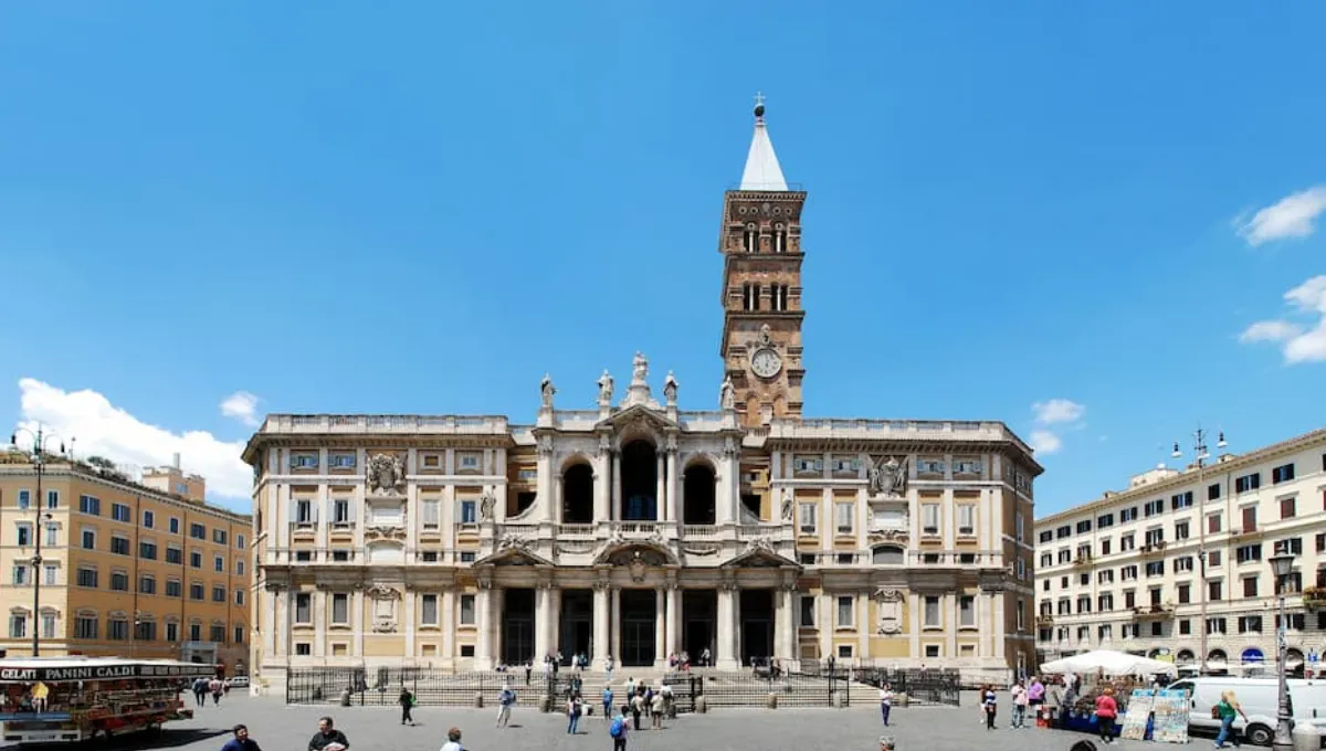 ¿Cuántos papas están enterrados en la Basílica de Santa María la Mayor?