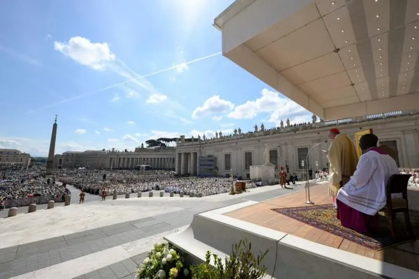 El legado del papa Francisco: el Vaticano colapsado y el santo que no fue