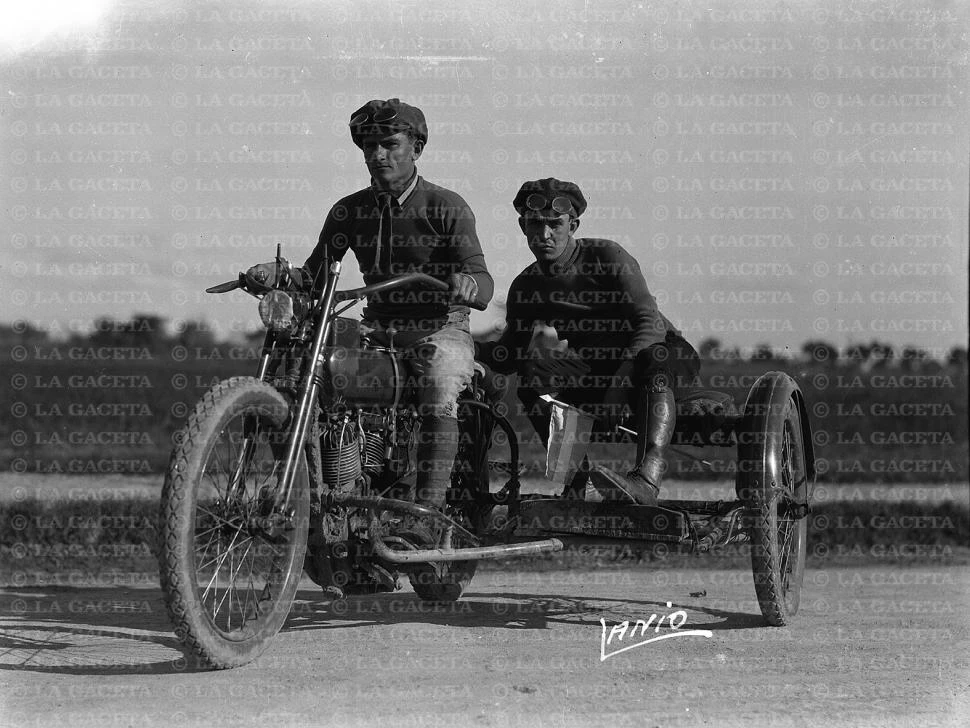 Recuerdos fotográficos: las motos salen al parque