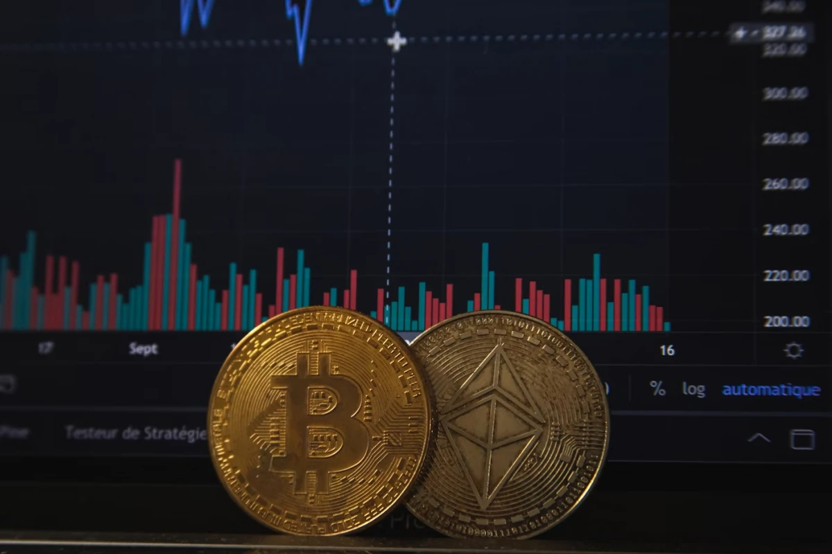 ECONOMÍA DIGITAL. Cada vez más compañías argentinas y extranjeras adoptan blockchain como herramienta estratégica y buscan talento especializado para liderar sus proyectos.