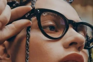 Meta y Ray-Ban derriban barreras idiomáticas con gafas inteligentes que traducen en tiempo real