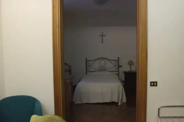 Conocé dónde duermen y comen los cardenales durante el cónclave papal