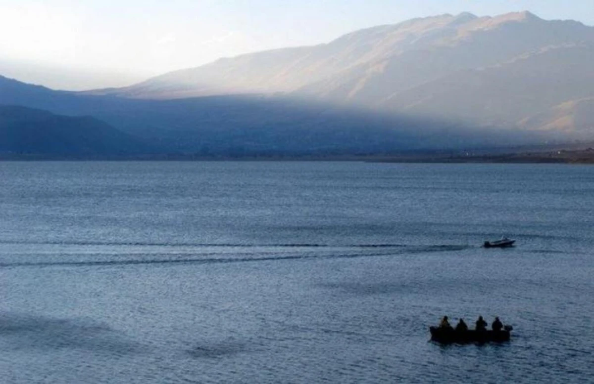 Habilitan permisos provisorios para pesca deportiva en el Dique La Angostura