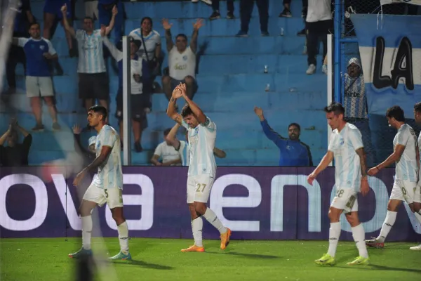Díaz, Bajamich y Laméndola: un tridente que ilusiona a Atlético Tucumán