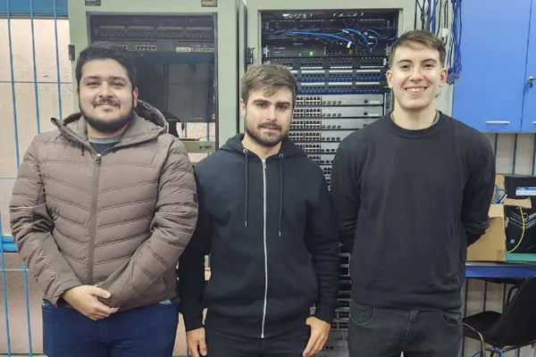 ¿Qué puede aprender un estudiante en un reto tech? Tres alumnos de la UNT dan su respuesta