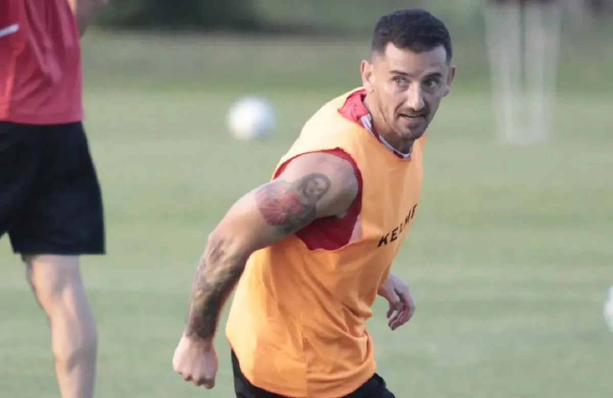 SE PONE A PUNTO. Cuevas está mucho mejor de su lesión y ya comenzó a trabajar a la par de sus compañeros.