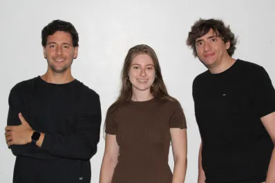 Tres jóvenes crearon una plataforma que pretende revolucionar la salud mental en empresas