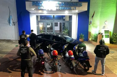 Robó $50 millones de su trabajo, se compró un auto, cinco motos y celulares